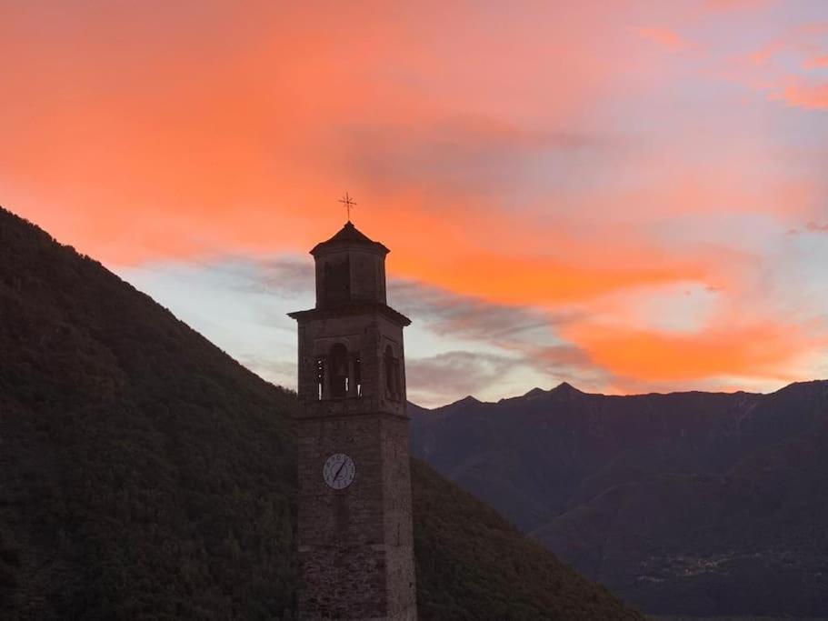 Casa Del Cios Calda E Intima Casetta Immersa Nel Verde Delle Montagne Alpe Basciumo Buitenkant foto